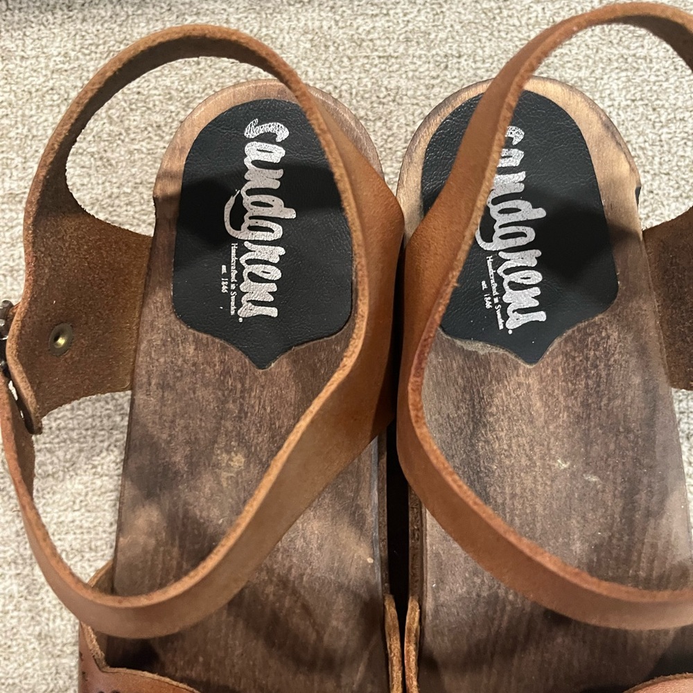 Sandrens Milan Scalloped Edge Sandal Clogs - Picture 6 of 8